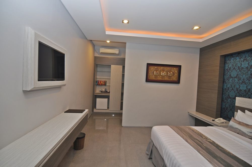 Transera Kamini 3* Legian (Bali)