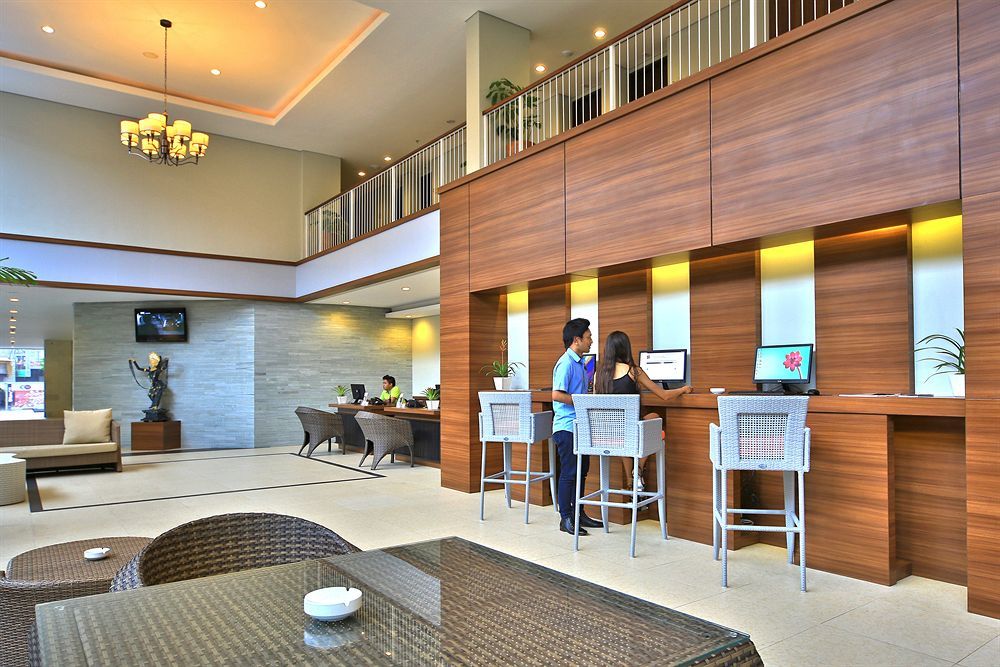 Hotel J4 Legian (Bali)