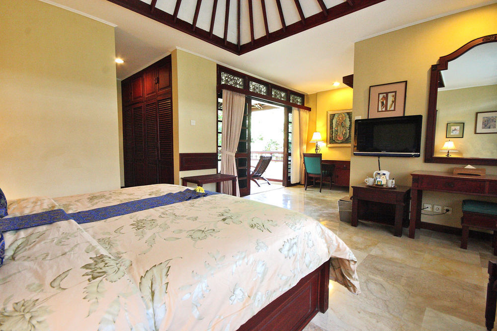 Royal Tunjung Hotel&villa - Chse Certified
