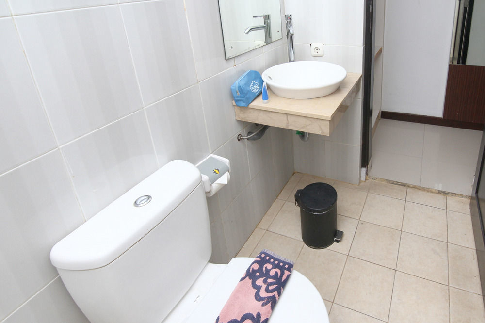Hotel Airy Dewi Sri 8 Kuta Bali 3*