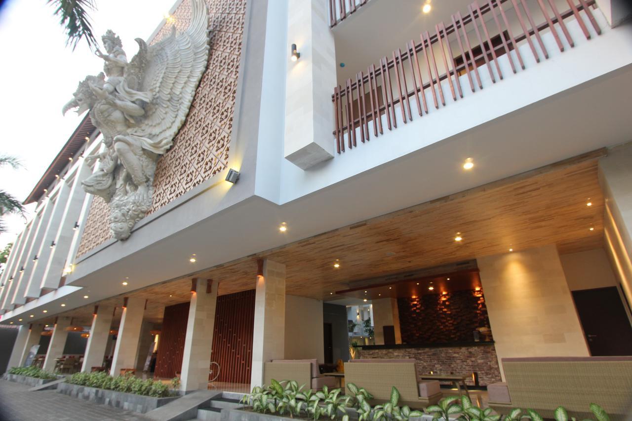 Grand La Walon 3* Legian (Bali)