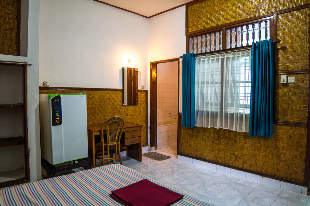 Kempu Taman Ayu Ii (adults Only) Guest house 2*