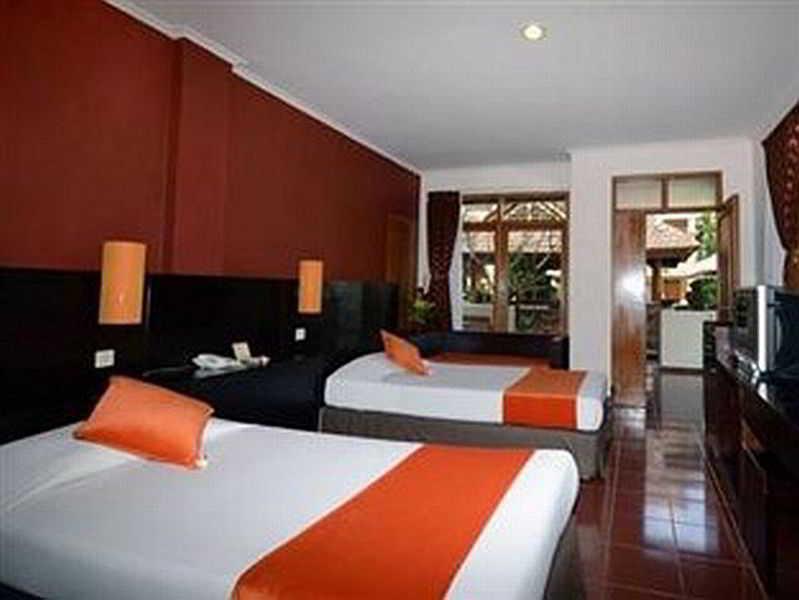 Hotel Fourteen Roses 3*