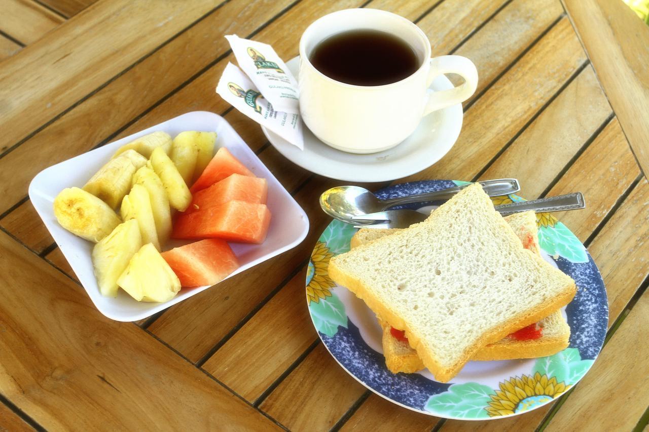 Hotel Dua Dara Kuta 2*