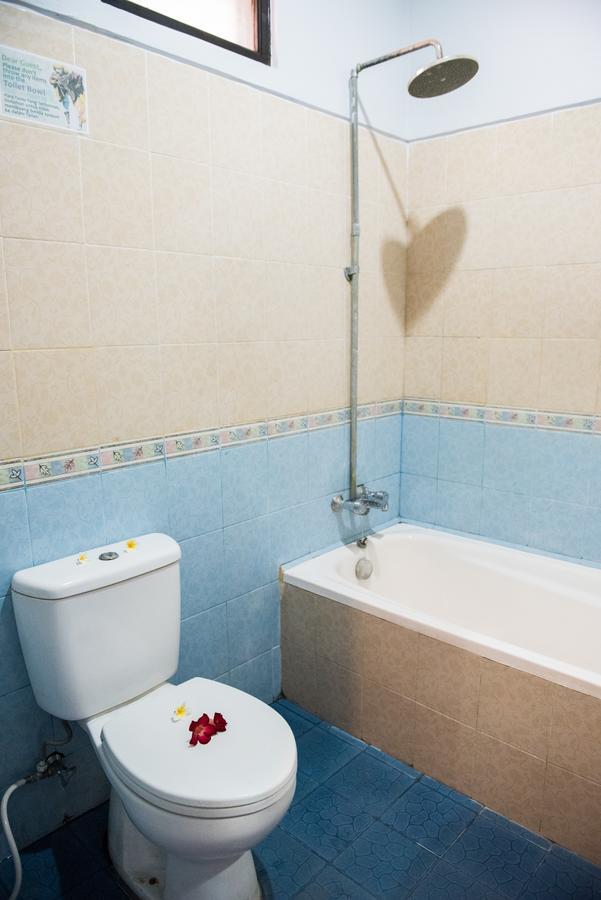 Megayana House Accomodation Inn Legian (Bali)