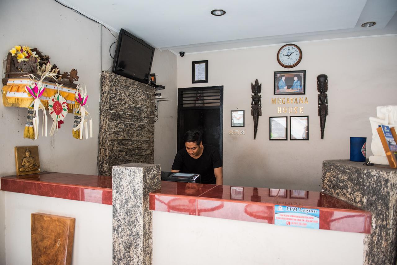 Megayana House Accomodation Inn *