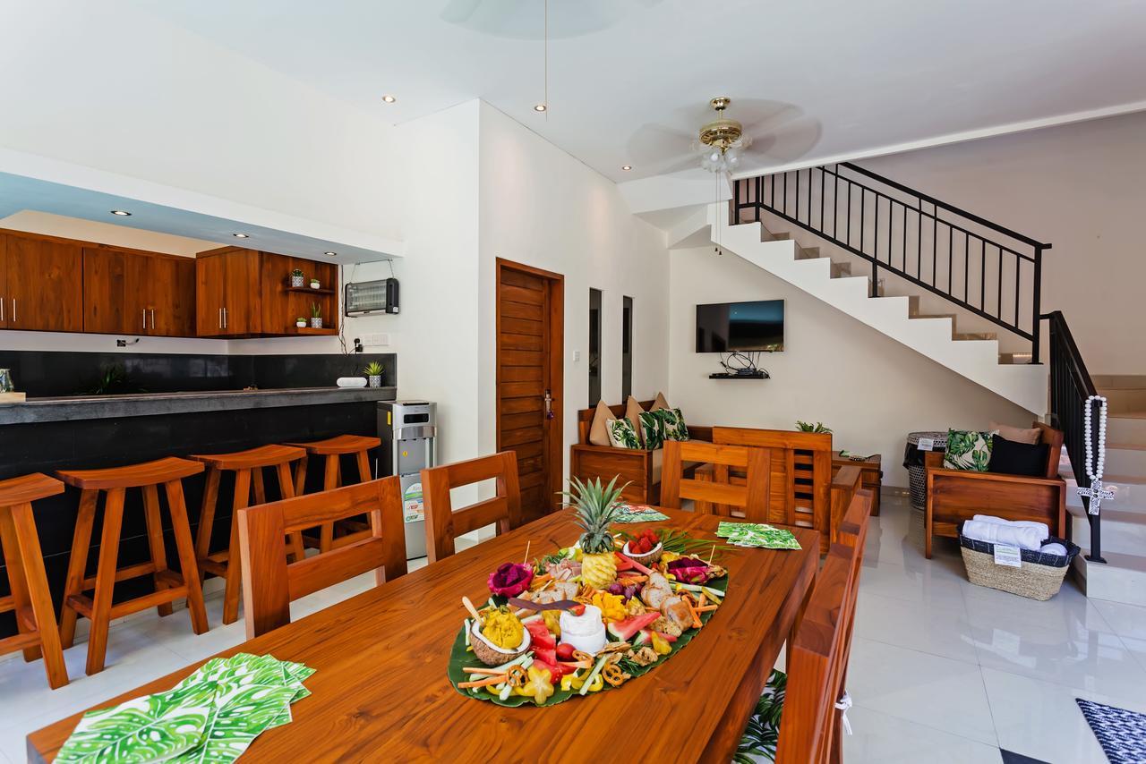 Poppy Villa