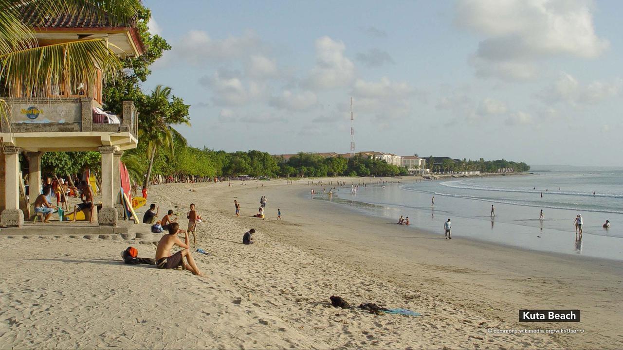 Hotel Zen Rooms Kuta Benesari 3*