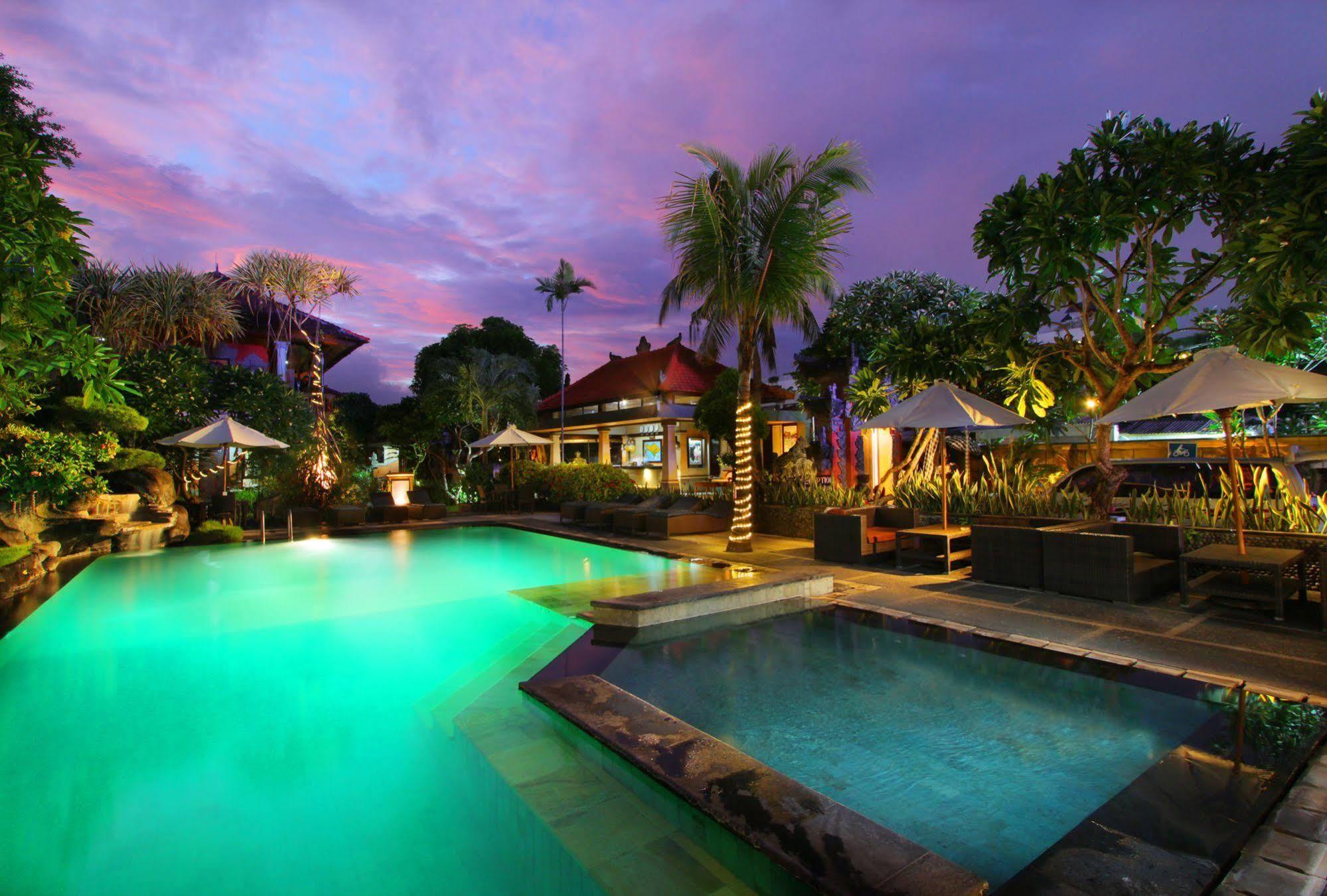 Adi Dharma Hotel 4*