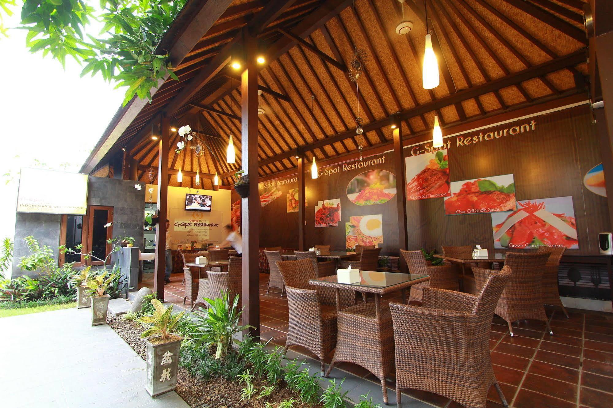 Gosyen Hotel 3*