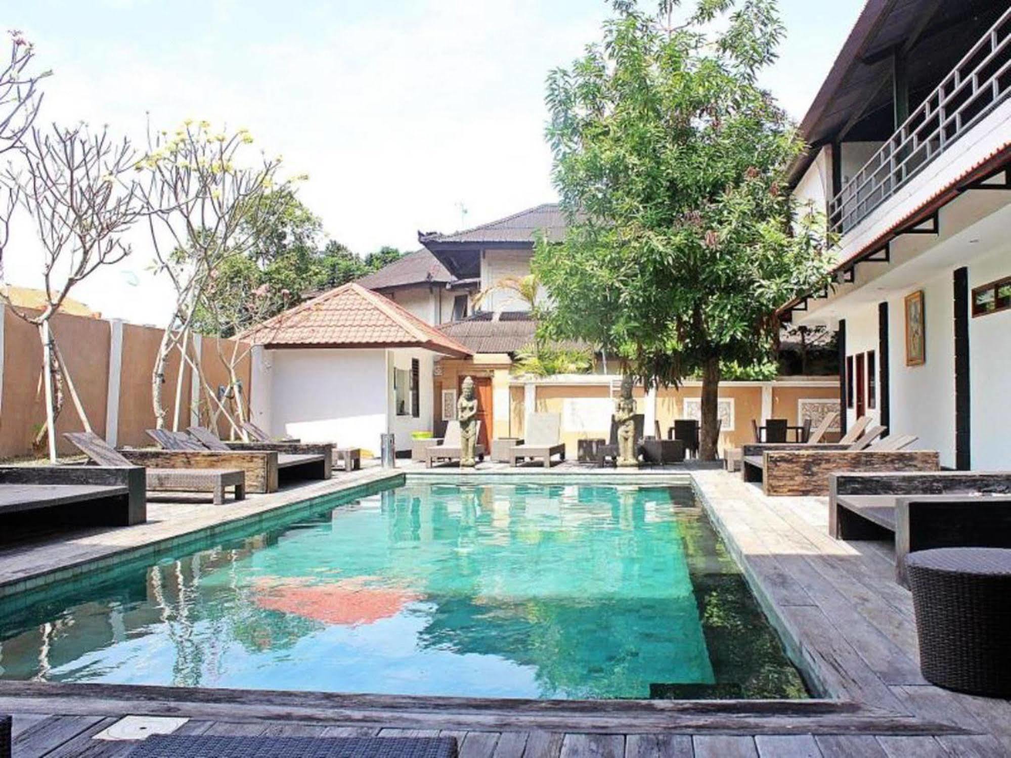 Mirah 2* Legian (Bali)