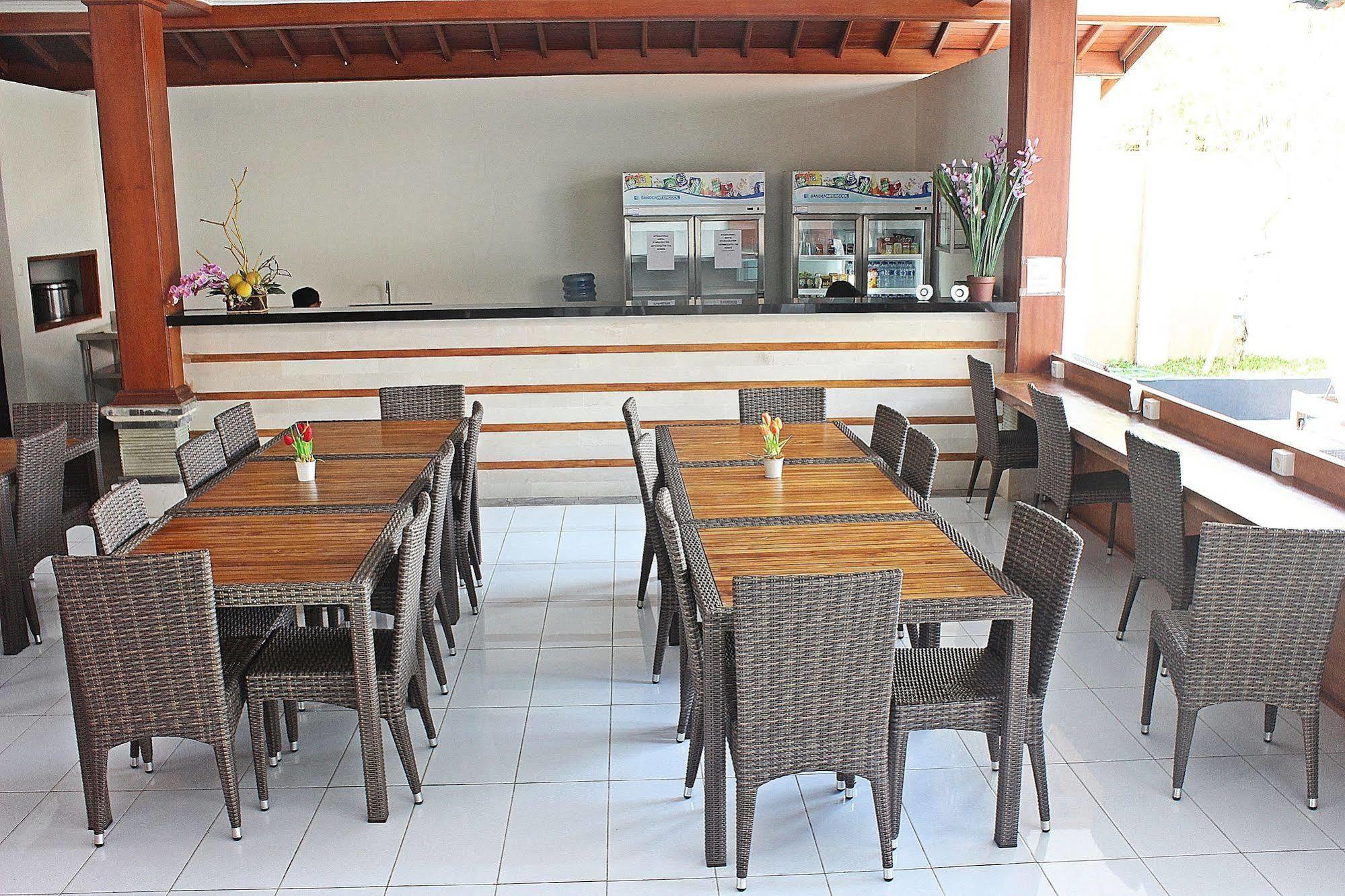 Hotel Mirah 2*