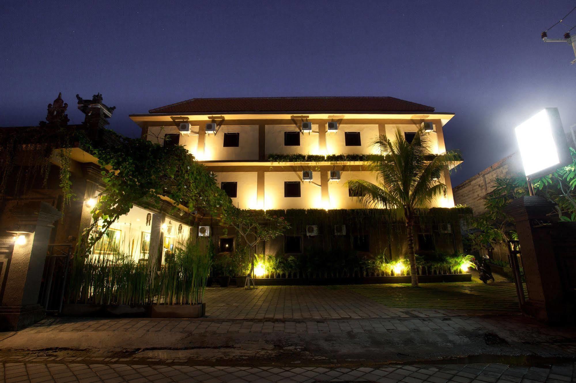 Hotel Gana Legian (Bali)