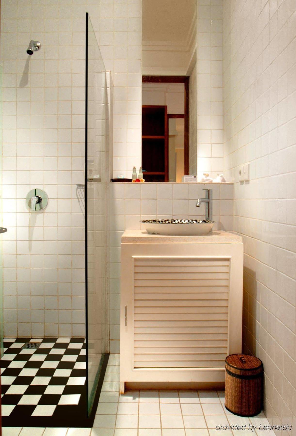 Capital O 93809 Wida Hotel