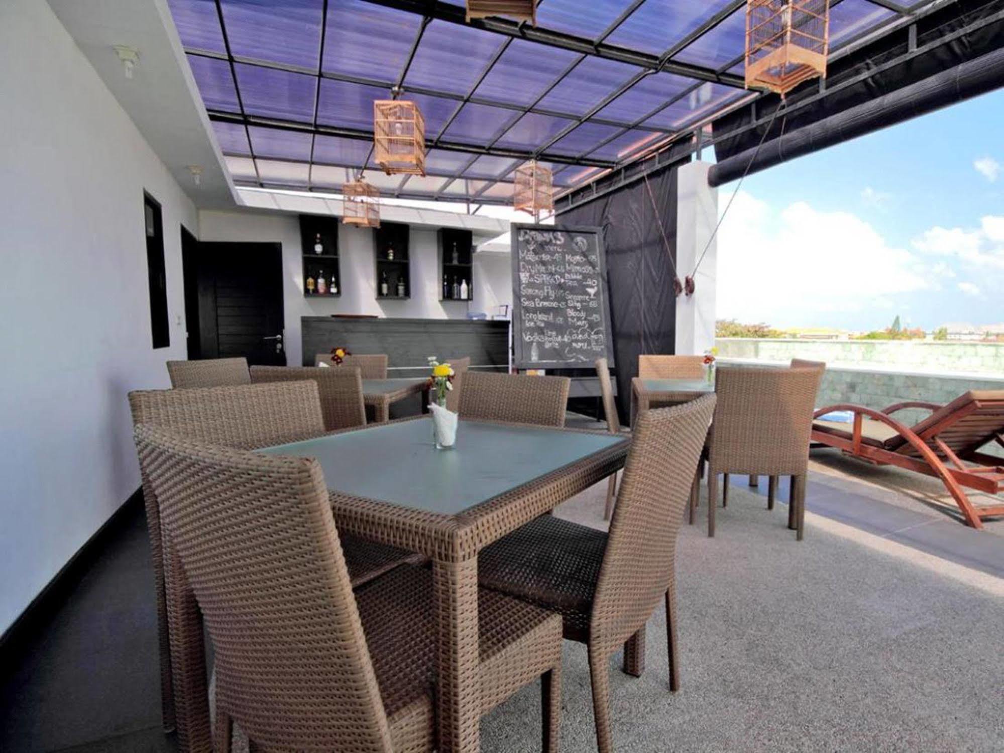 The Spot Hotel 3*