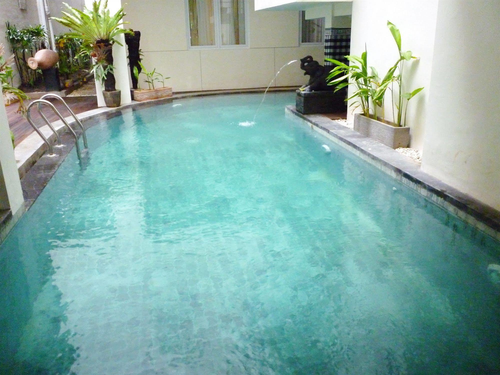 Jocs Boutique Legian (Bali)