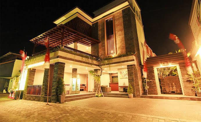 Transera Kamini 3*