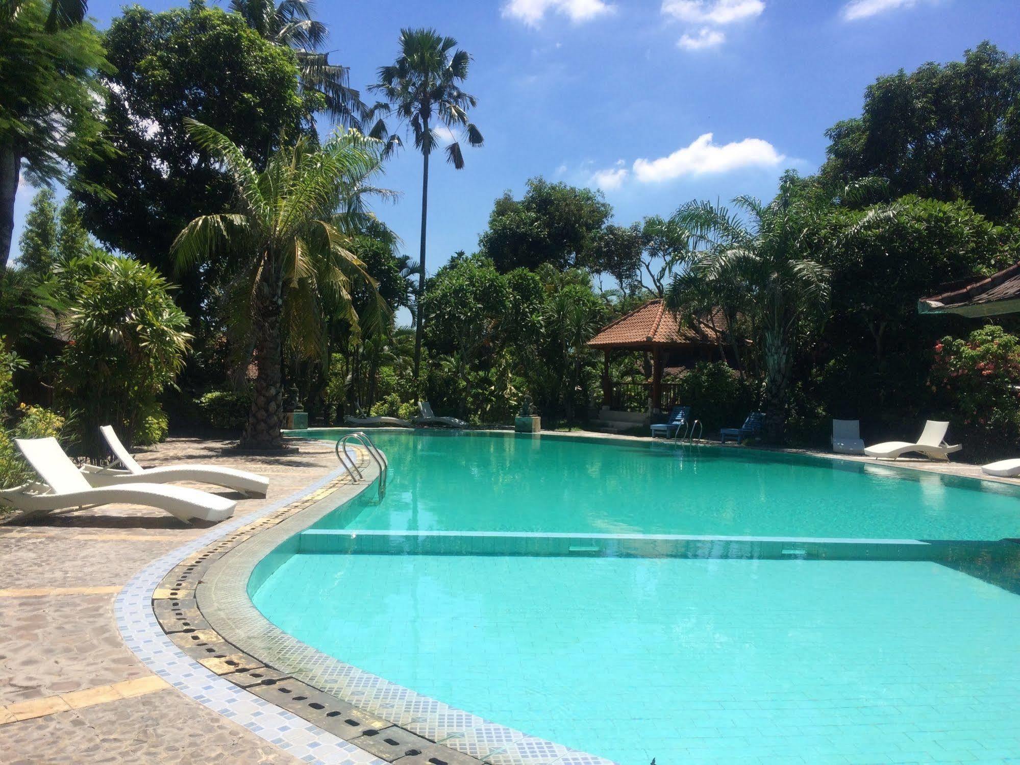 Panorama 1 3* Legian (Bali)