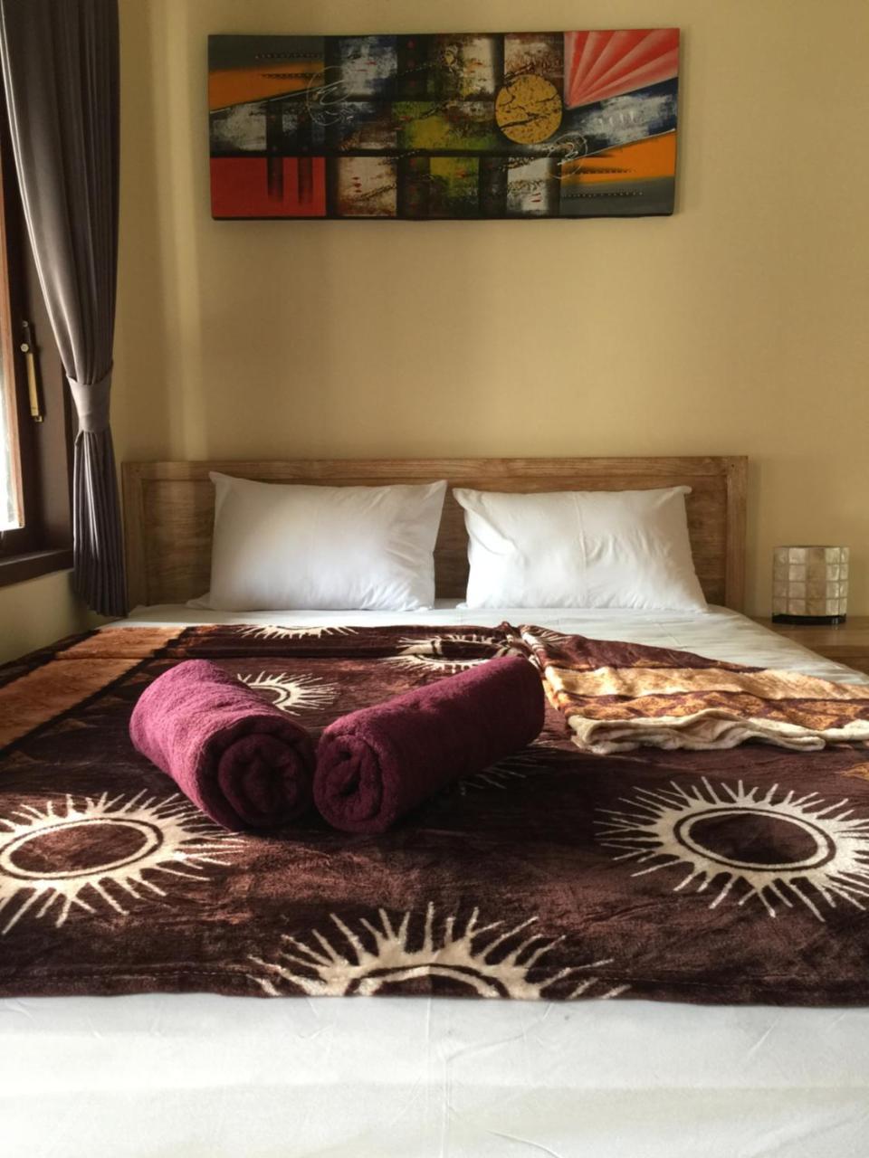 Ariasa House Guest house *
