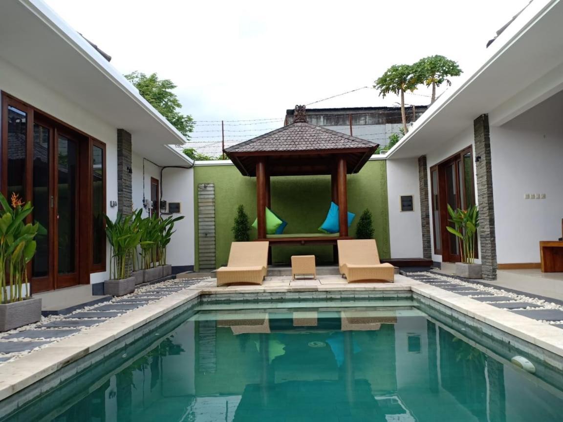 Villa Penyu Villa *