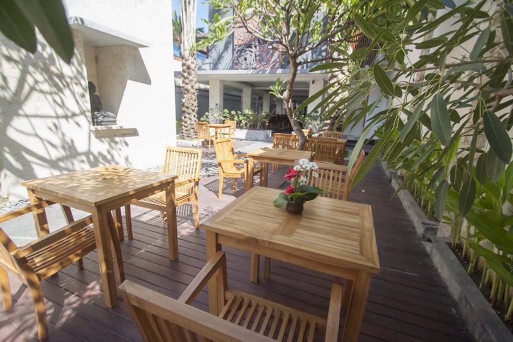 Fourteen Roses Legian (Bali)
