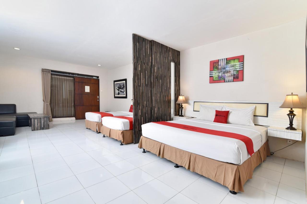 Reddoorz @ Raya Hotel