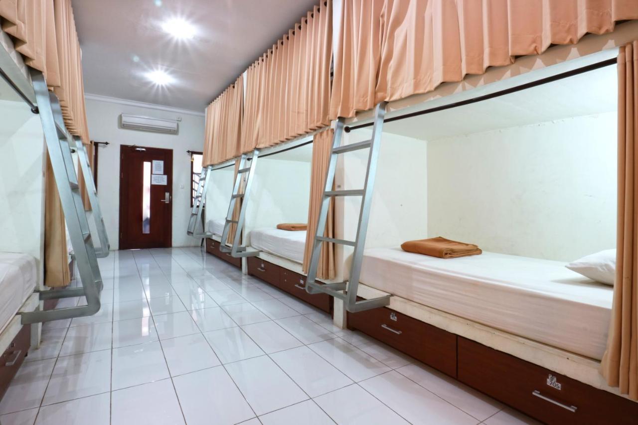 Hostel Mirah
