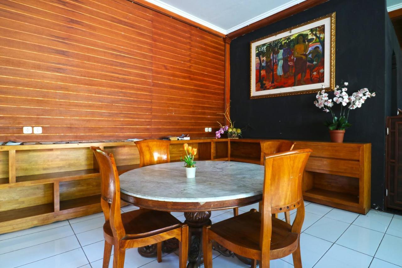 Hostel Mirah Legian (Bali)