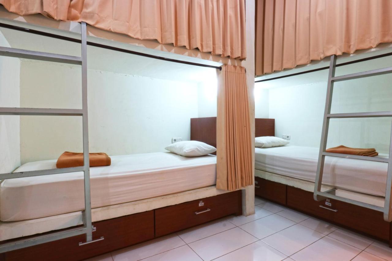 Mirah Hostel