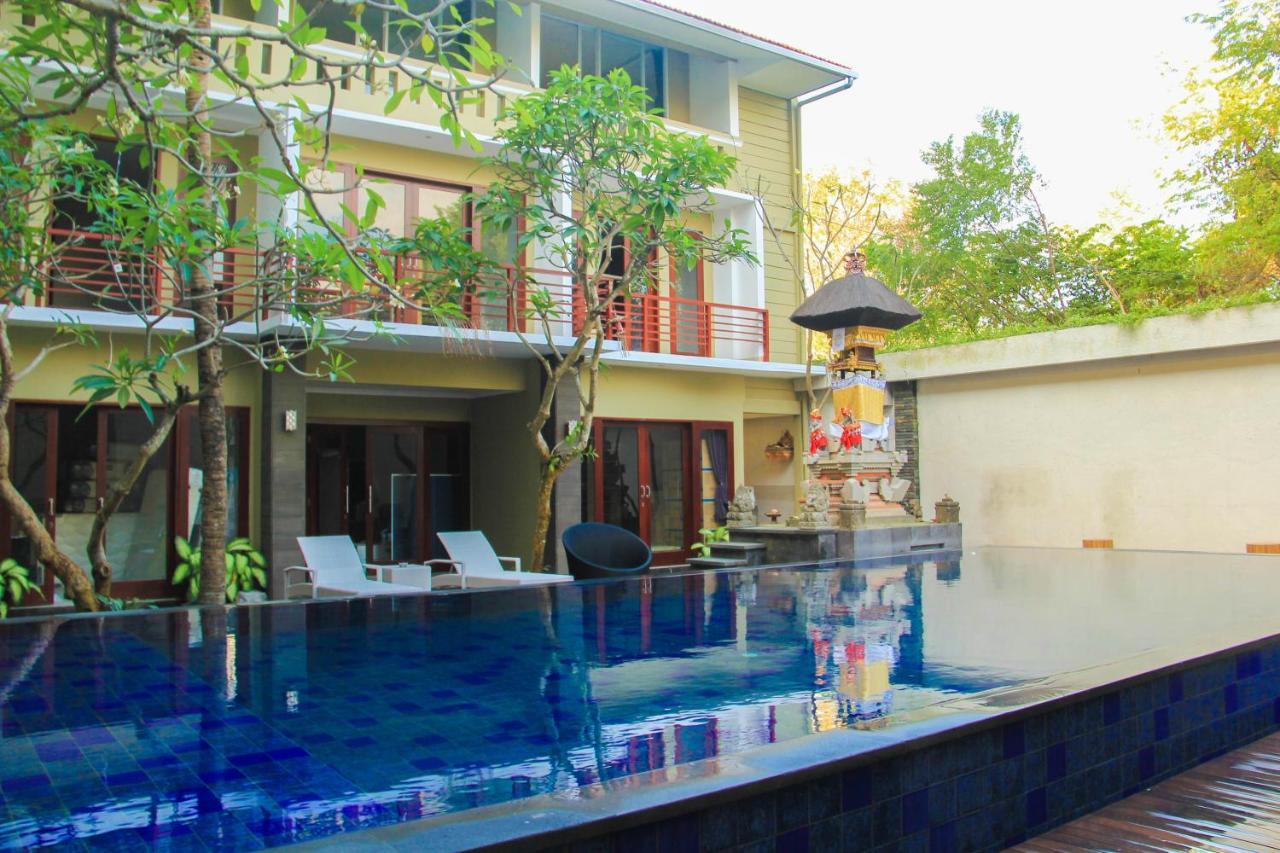 Hotel Transera Kamini Legian (Bali)