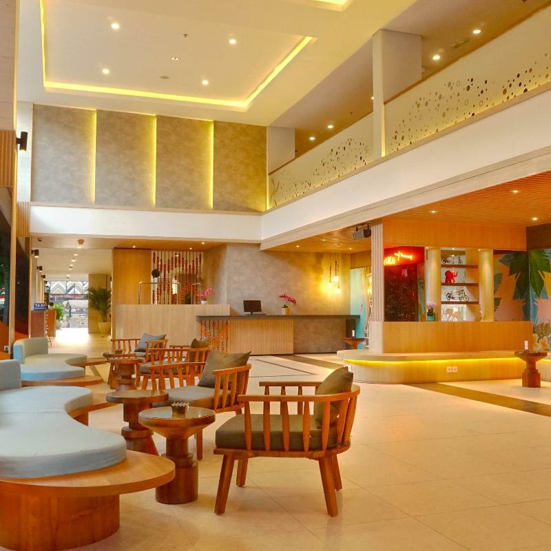 J4 Hotel Legian (Bali)