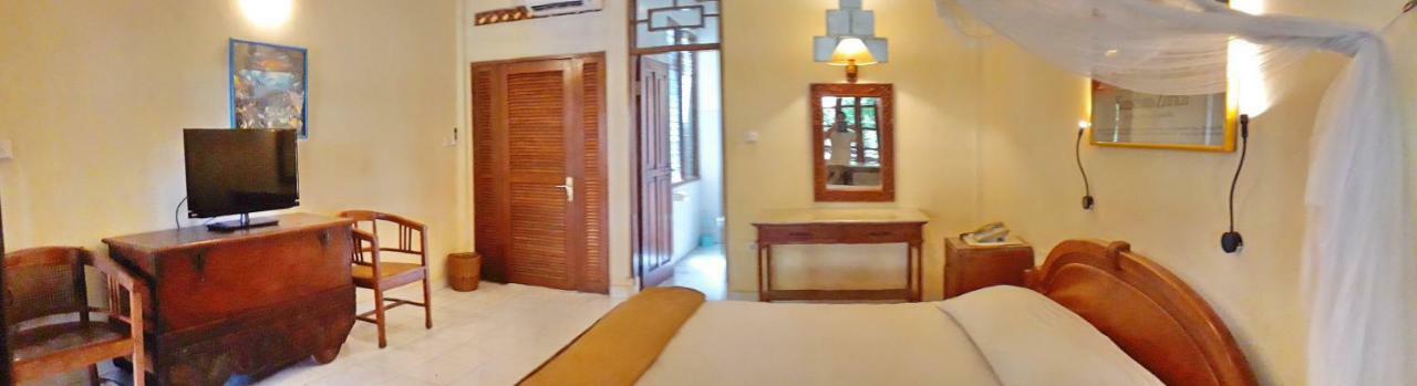 Un's Hotel 3*