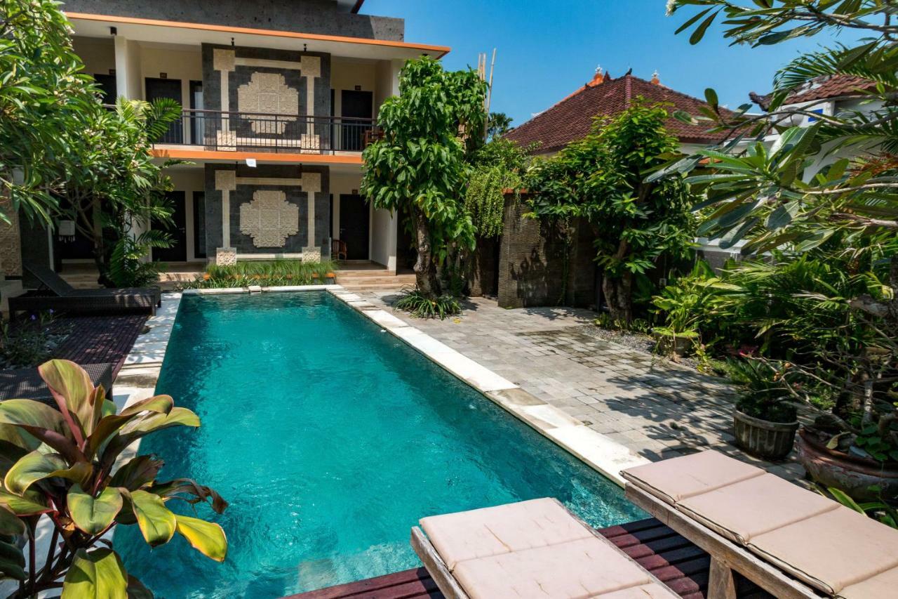 Eddys & Legian (Bali)