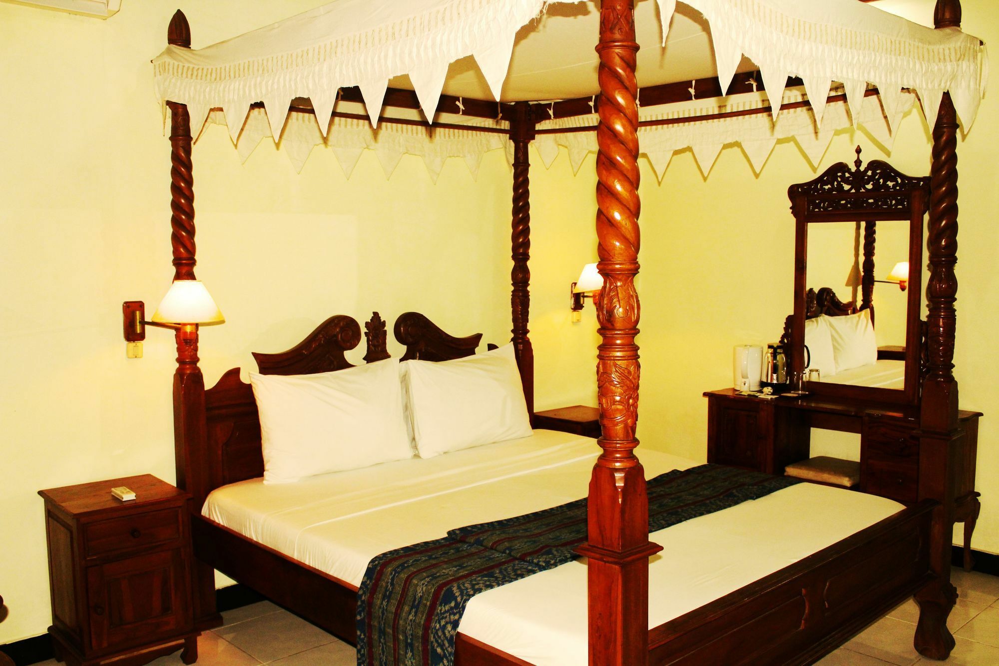 The Sari Legian (Bali)