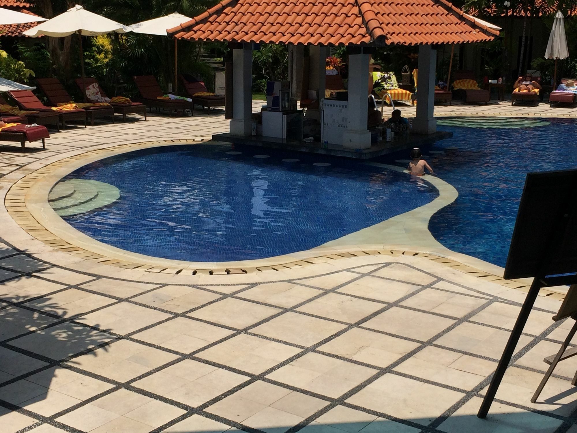 Puri Raja Hotel 4*