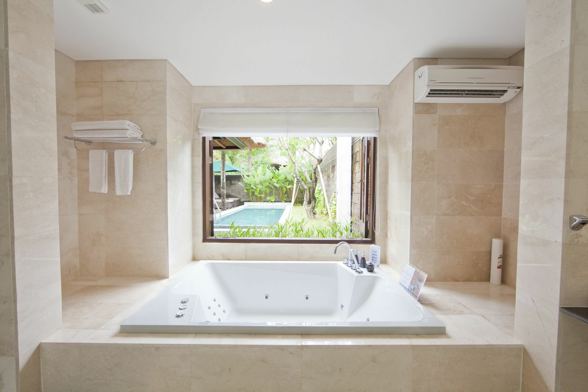 Legian Beach Villas Hotel Legian