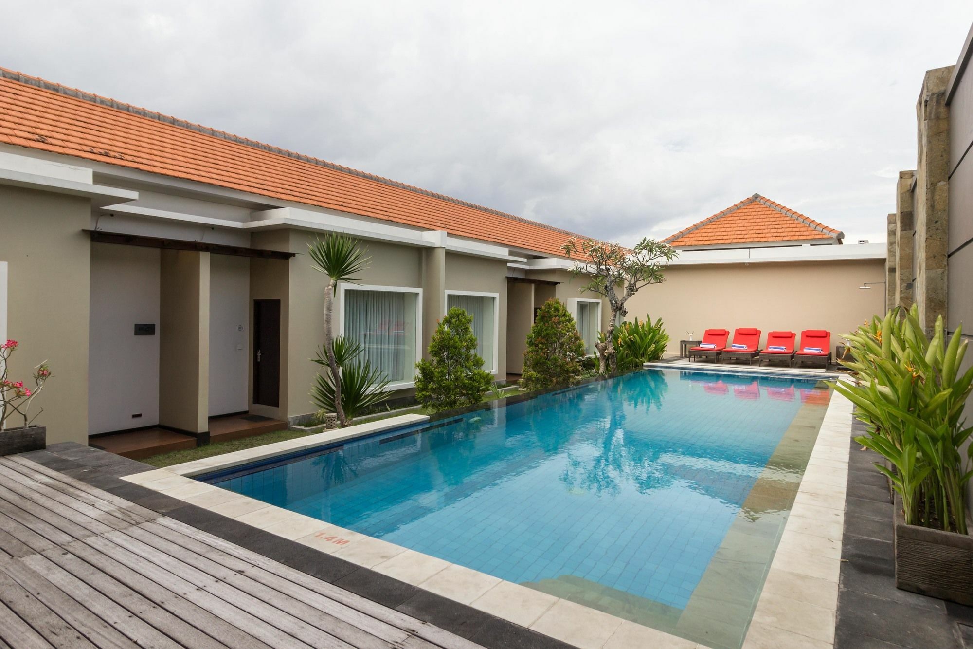 Guest house Reddoorz @ Nakula Seminyak 2 3*