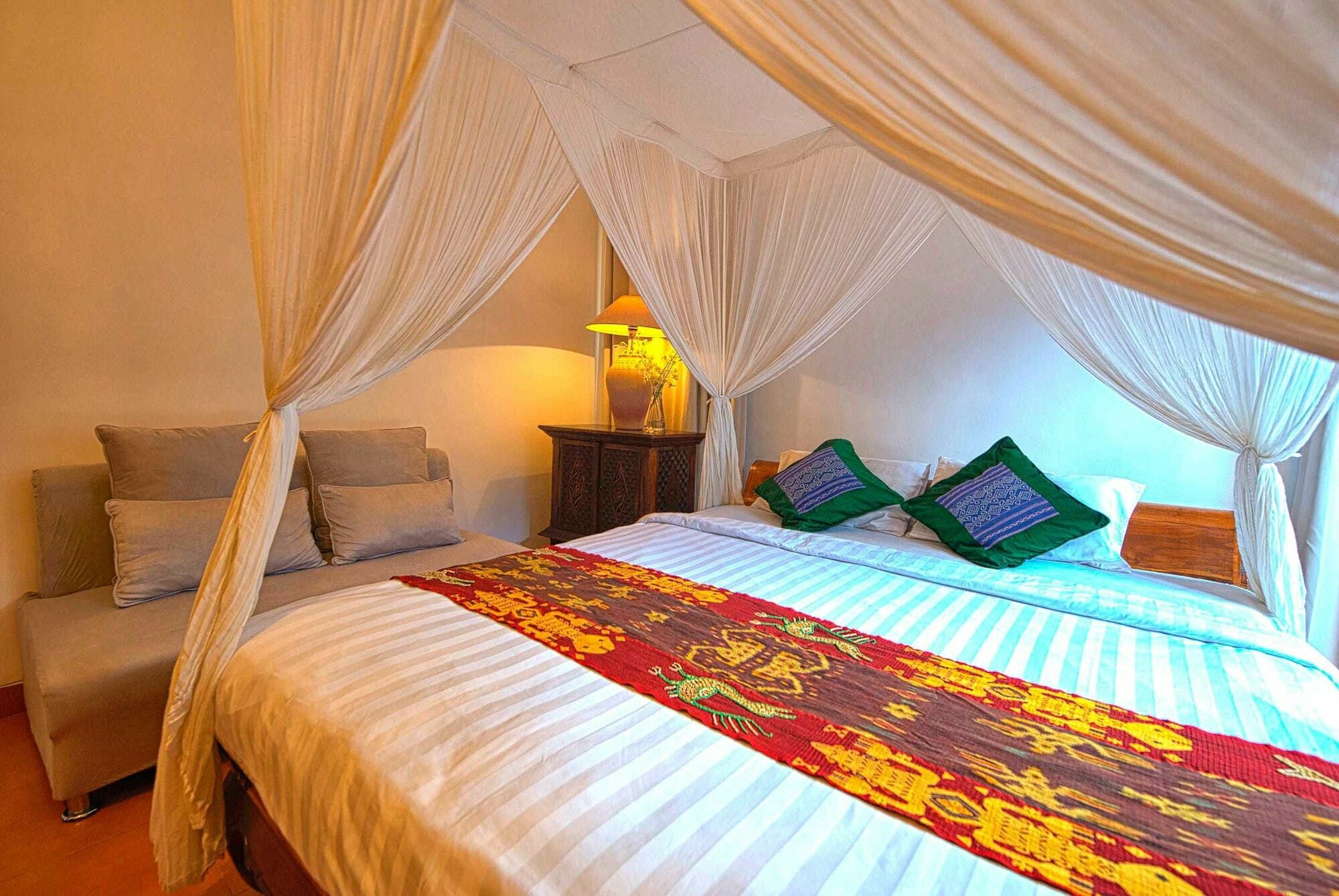 Villa Veronika Legian (Bali)