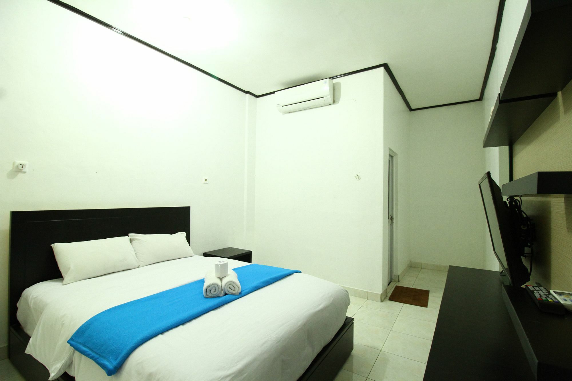 Hotel Dua Dara Kuta 2*
