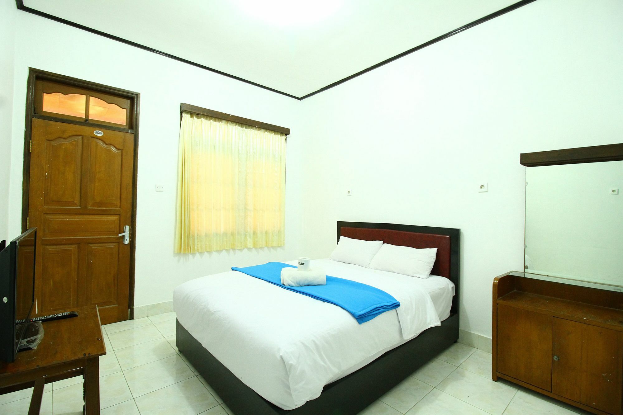 Dua Dara Kuta Legian (Bali)
