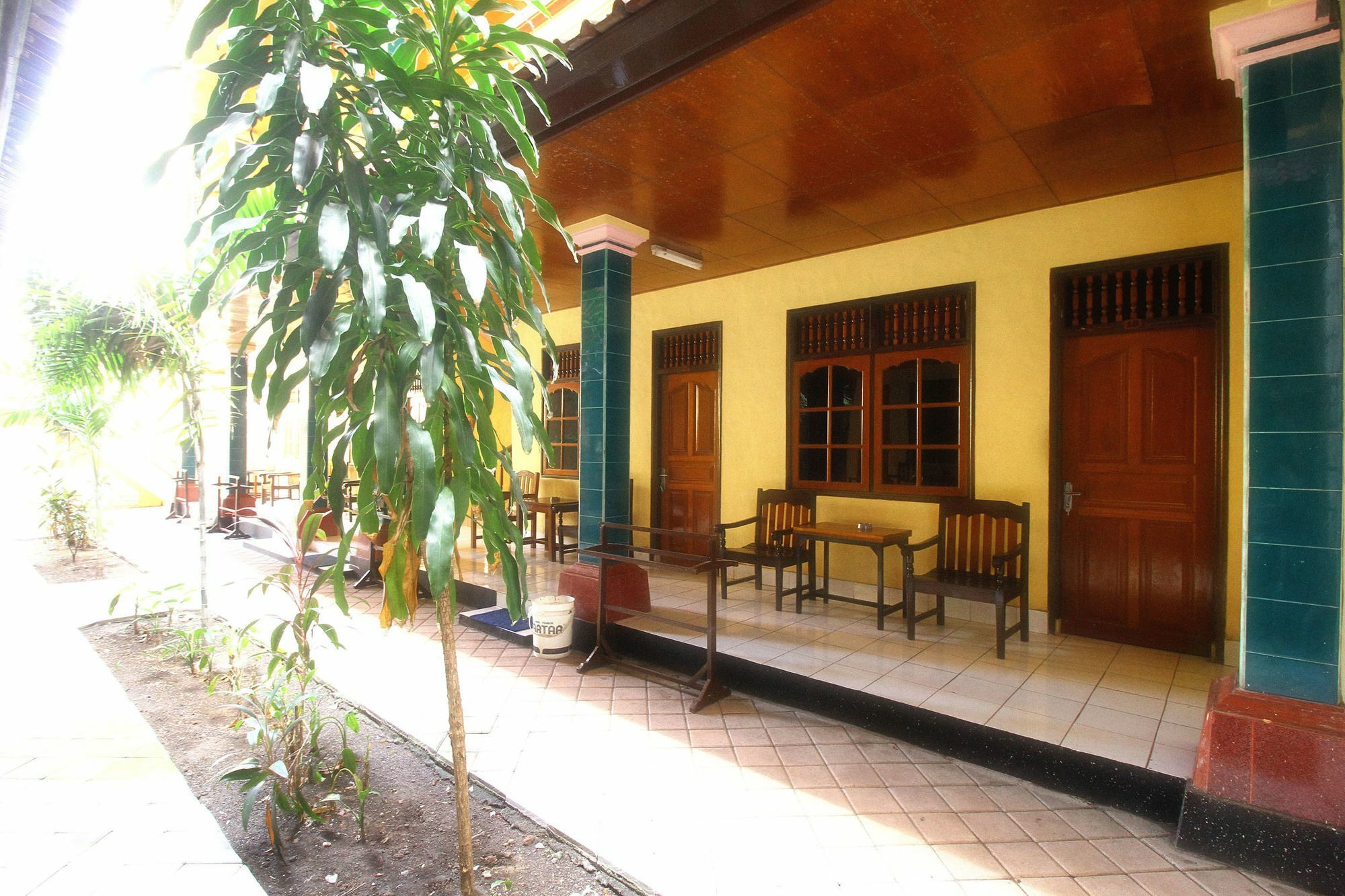 Dua Dara Kuta Hotel Legian (Bali)