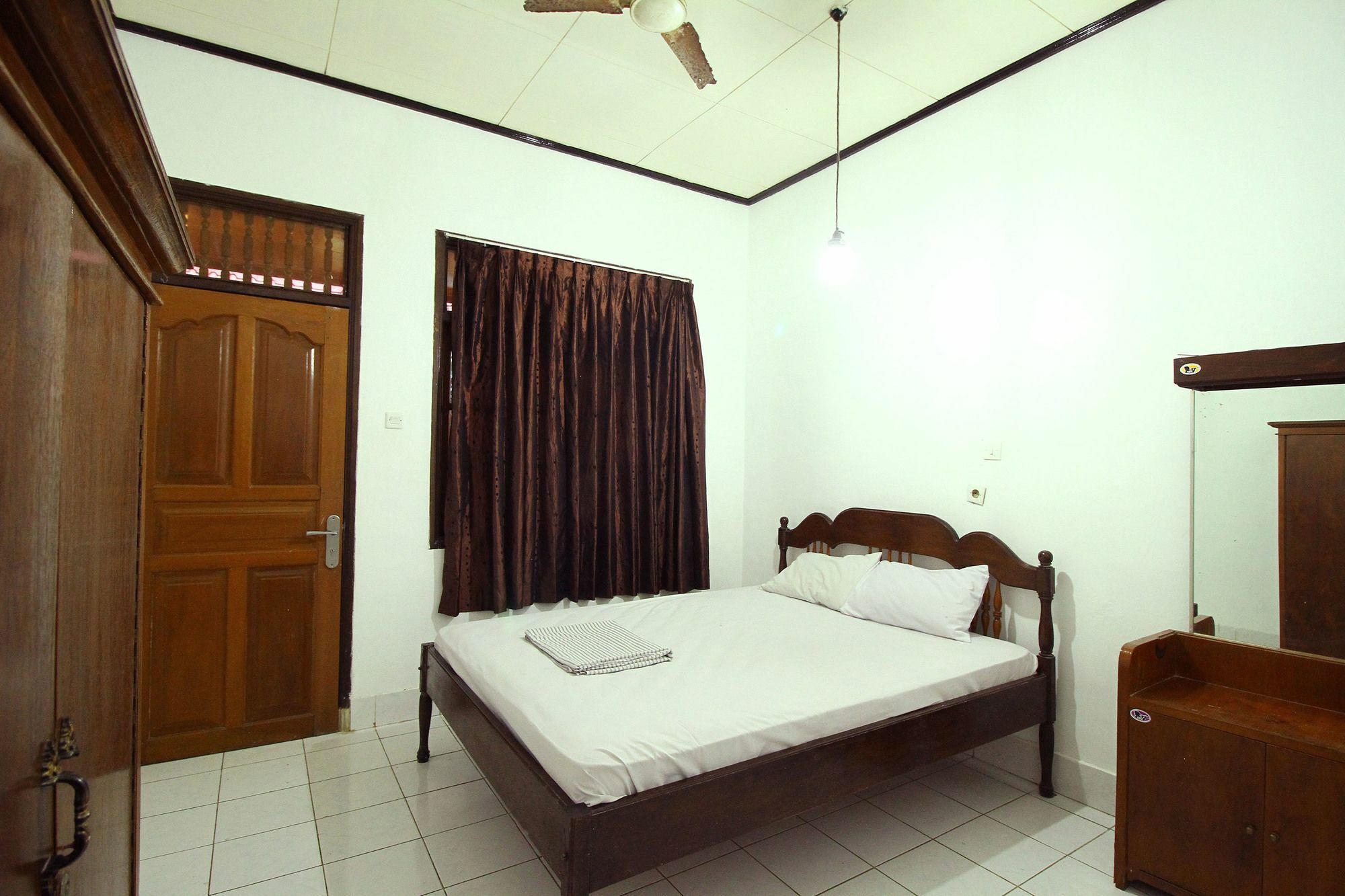 Dua Dara Kuta Hotel Legian (Bali)