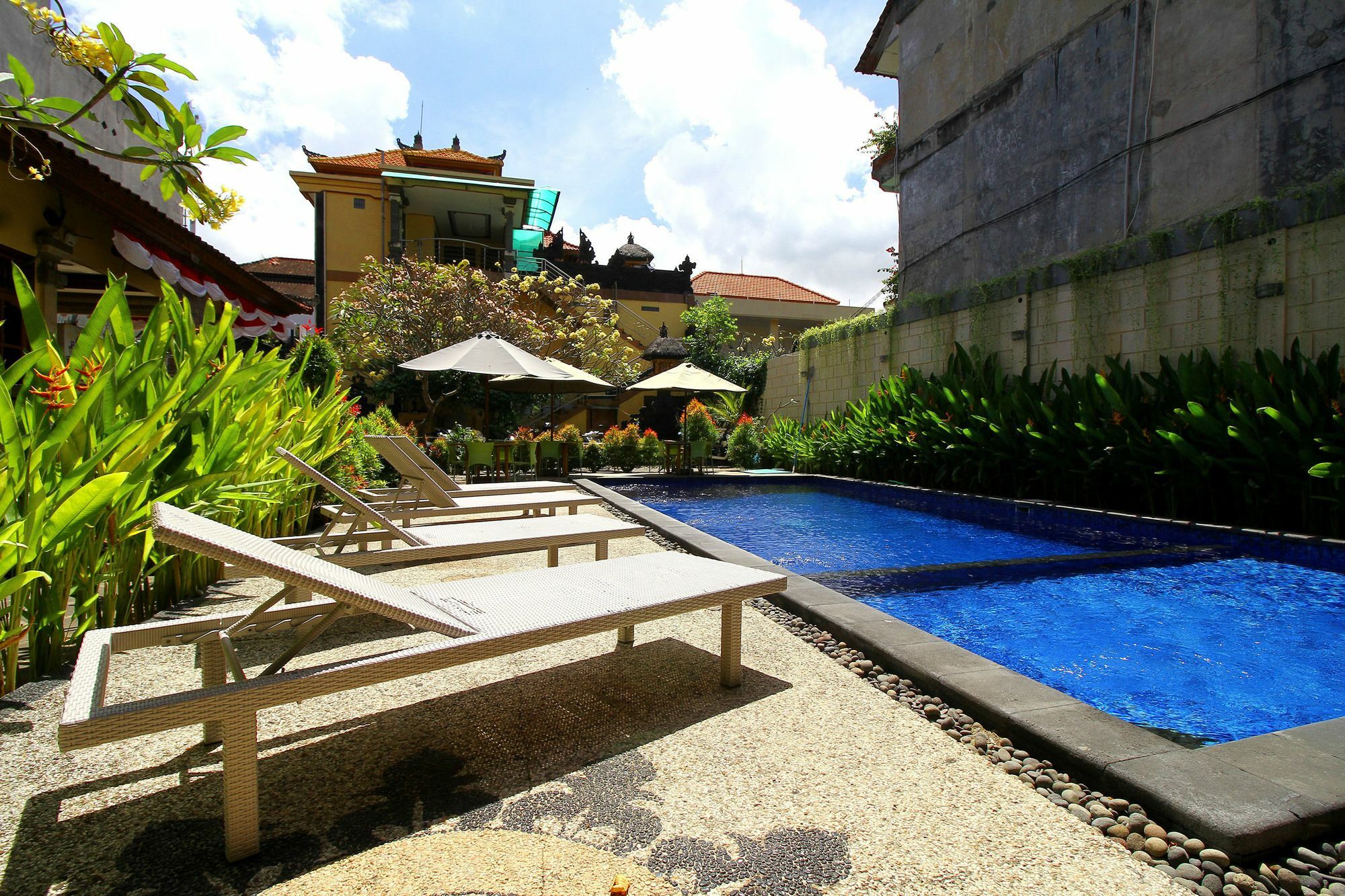 Dua Dara Kuta Hotel Legian (Bali)