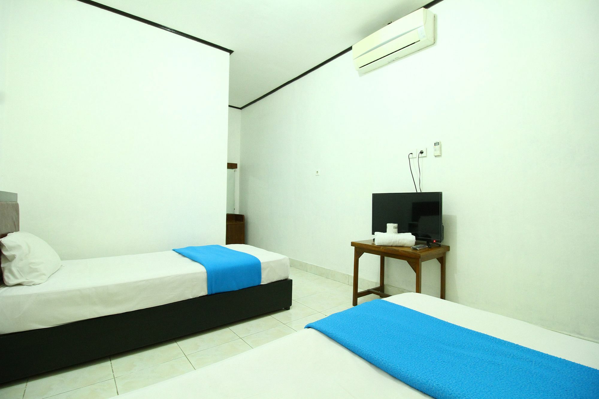 Hotel Dua Dara Kuta 2*
