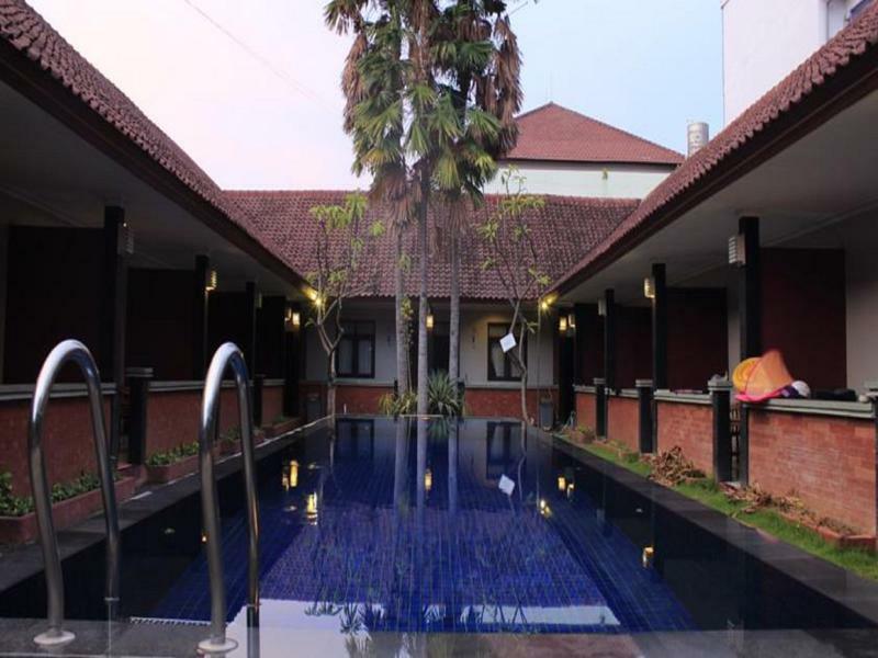 Puri Ganesh 2* Legian (Bali)