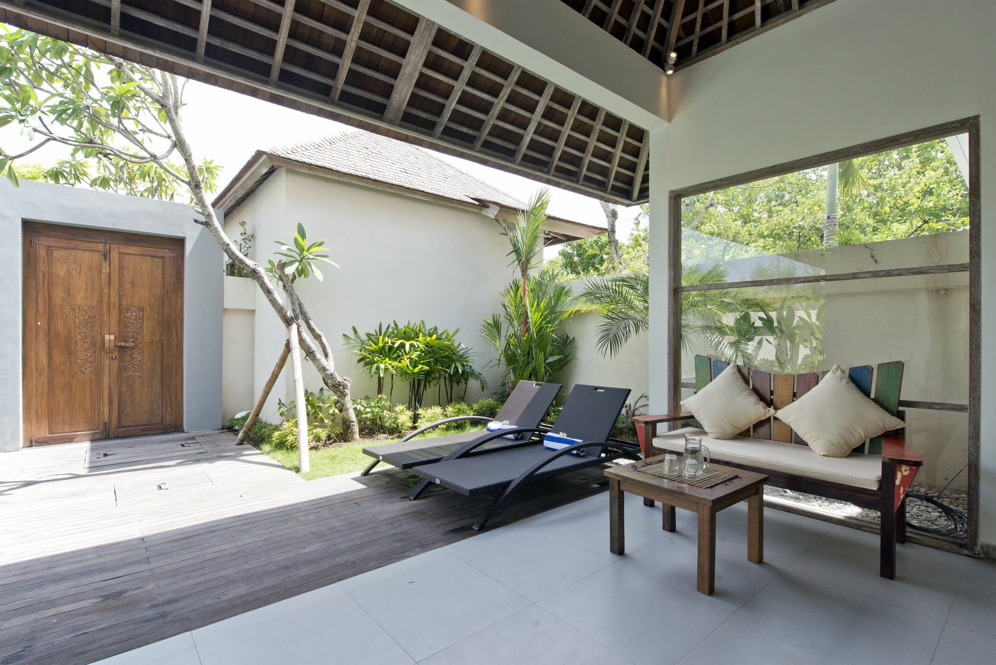 The Decks Bali Villa Legian (Bali)