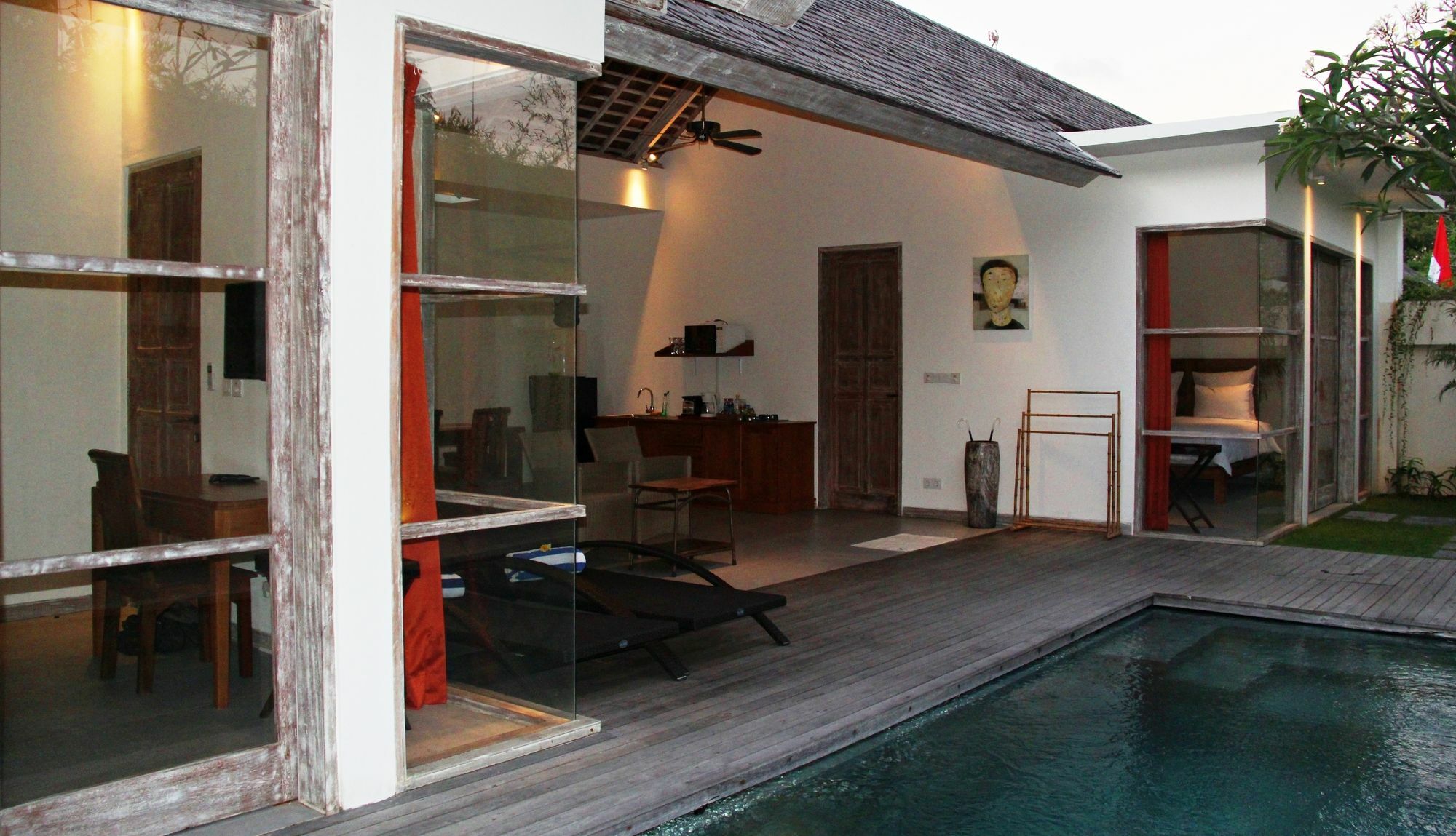 The Decks Bali Villa Legian (Bali)