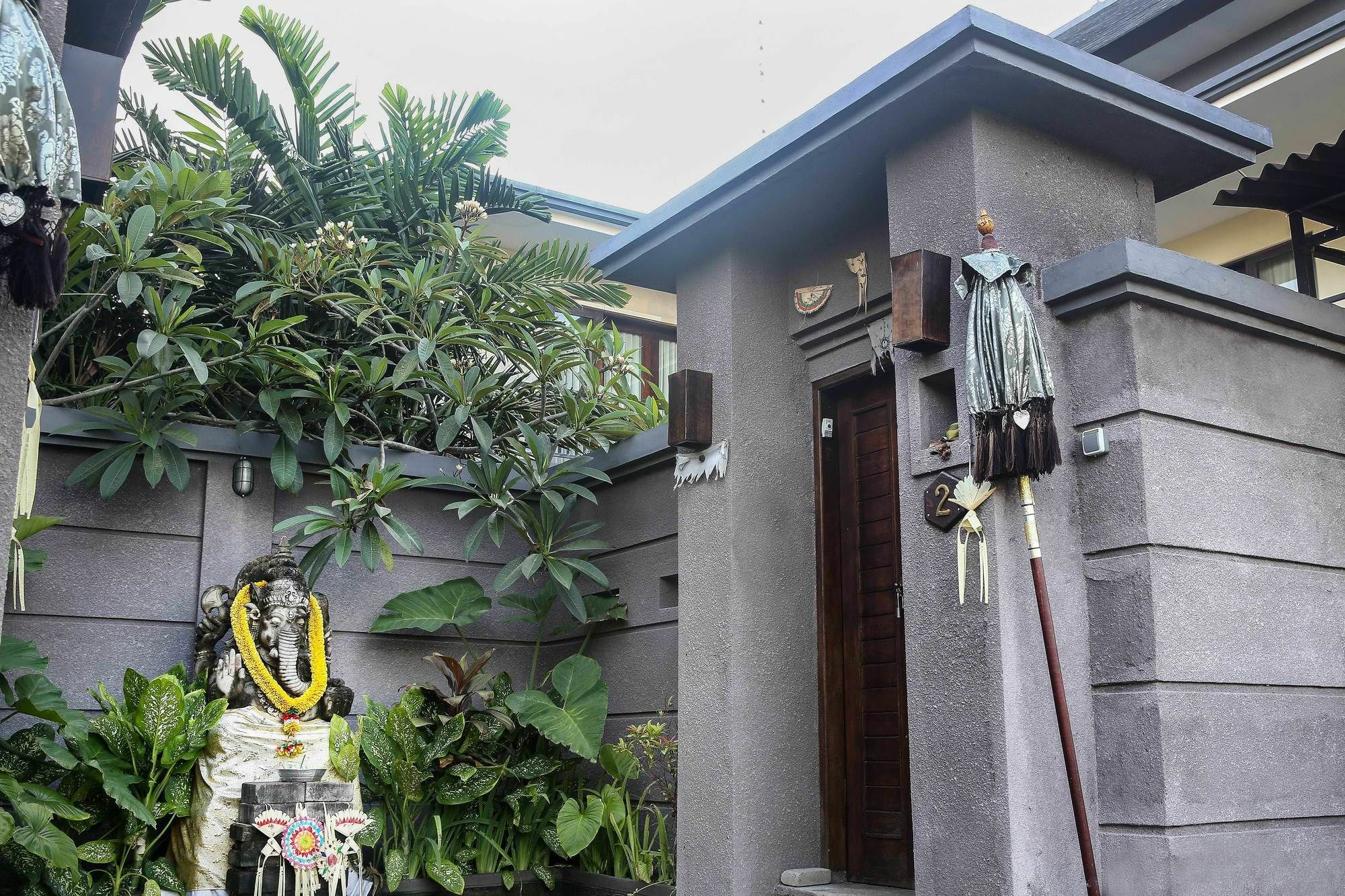 Legong Kirana Villa Legian (Bali)