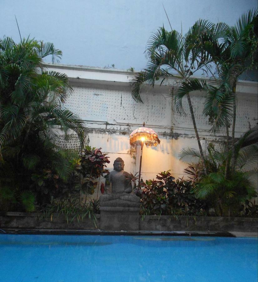 Hotel Capital O 93809 Wida Legian