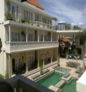 Court Yard Hotel